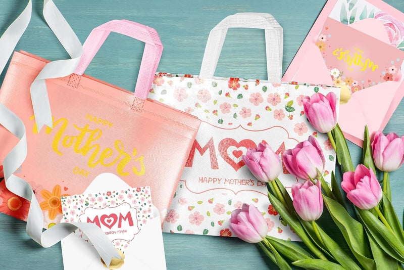 2Pcs Happy Mother's Day Gift Bags with Tissue Paper, Envelope, and Card - Image 5
