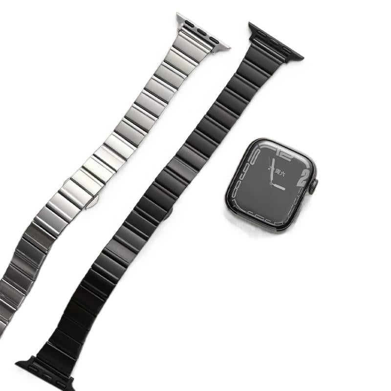 سوار ساعة ذكية سوار معدني من الستانلس ستيل متوافق باللون فضي قابل للتعديل مع Apple Watch بملاءمة قابلة للتعديل وحزام بديل بتصميم معدني أنيق للمكتب المنزلي للتنقل اليومي - Image 4
