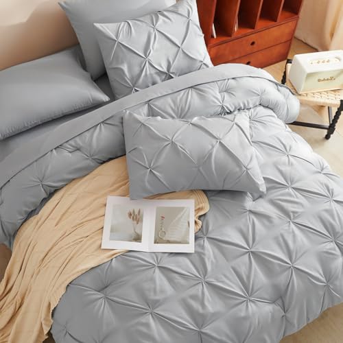 HIMEET Pintuck Bed in a Bag, 7 Pieces Queen Size Comforter Set Light Grey, Pinch Pleat Bed in a Bag, Soft All Season Bedding Sets with Comforter, Flat Sheet, Fitted Sheet and Pillowcases & Shams - Image 4