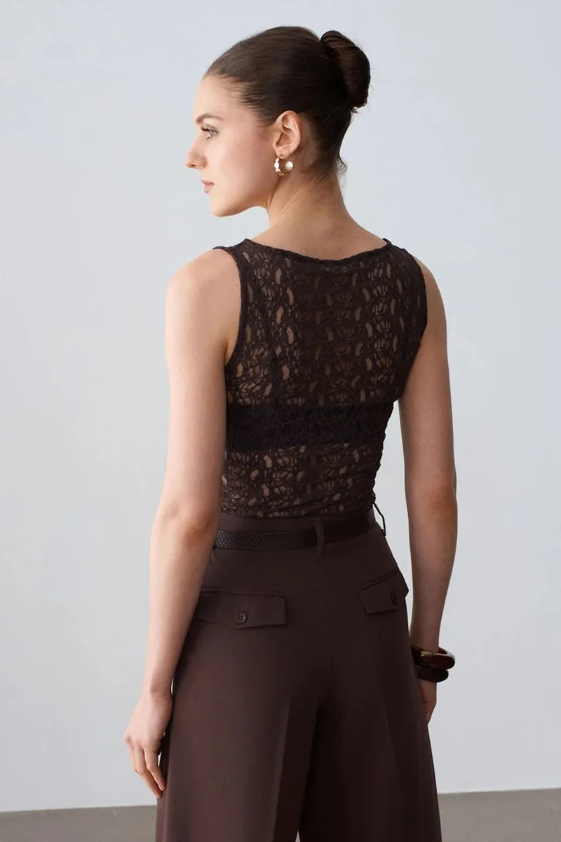 Dilvin Coffee Brown DILVIN Fitted Lace Sleeveless Blouse for Women | Best Price UAE