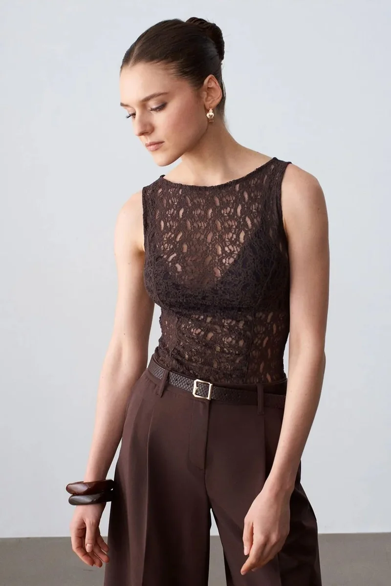 Dilvin Coffee Brown DILVIN Fitted Lace Sleeveless Blouse for Women | Best Price UAE