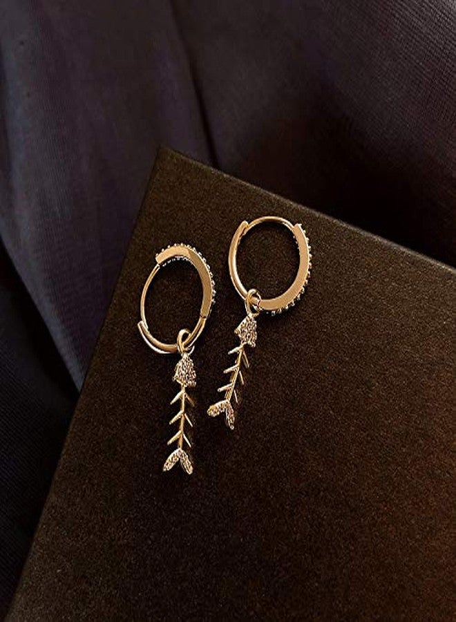 Honmin® Micro-Inlaid Fishbone Earrings for Women | All-Match Cute Ear Clips | Fashion Jewellery | Gold - Image 2