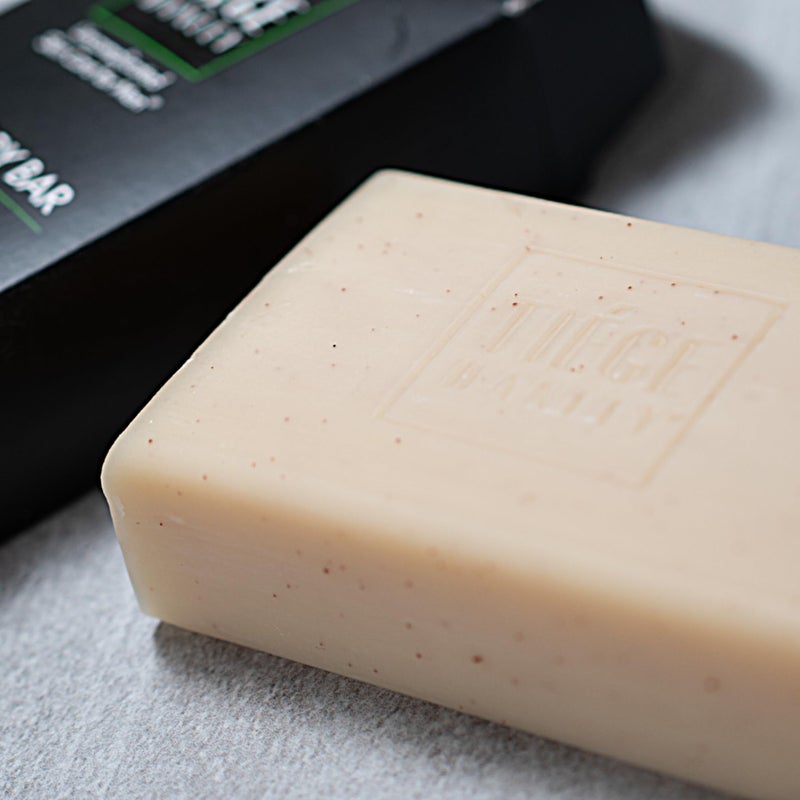 Tiege Hanley Daily Body Wash Bar Soap for Men With Vitamin E, Jojoba Oil, and Aloe to Cleanse, Hydrate, and Gently Exfoliate, Men's Shower Skin Care, Subtle Cucumber Scent, 5 Oz Bar - Image 3