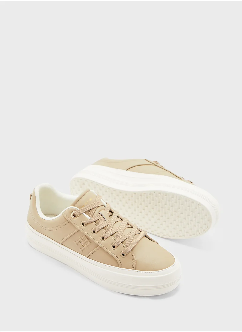 TOMMY HILFIGER Lace Up Low Top Sneakers