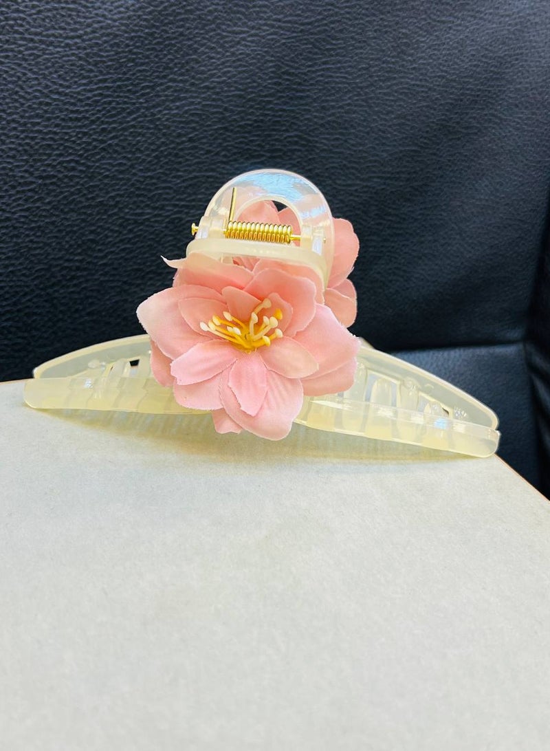 Generic Korean hair clip with a flower design in pink, an elegant touch that adds beauty and style to your daily look.