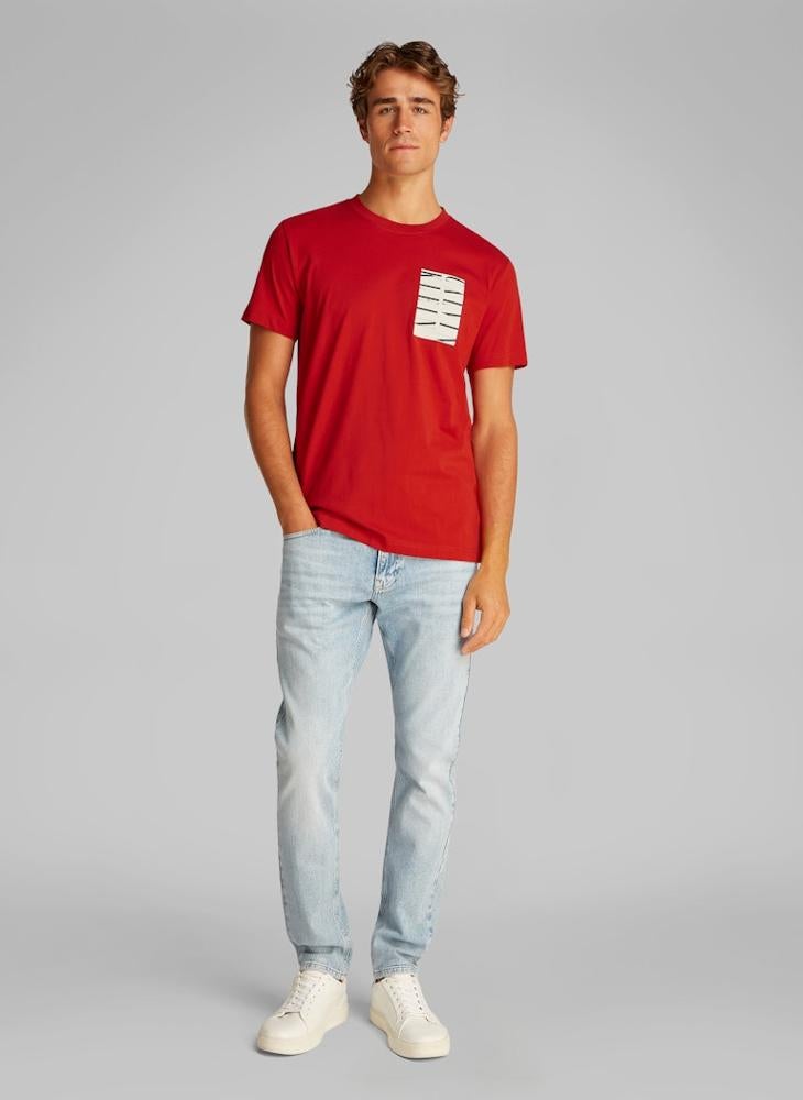 Calvin Klein Jeans Serif Box Graphic T-Shirt  - Image 4