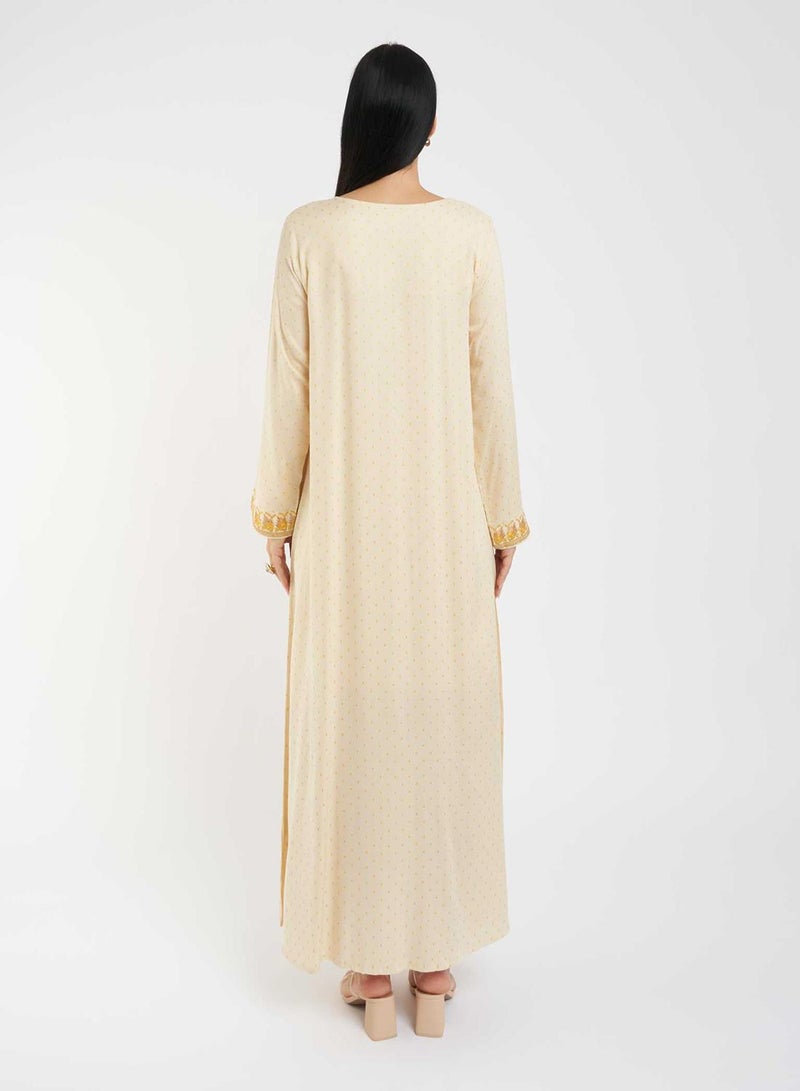 كشخة جلابية سادة بتطريز جانبي - Image 3