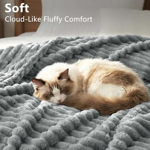 HIMEET Grey Ribbed Throw Blanket for Couch - 300GSM Lightweight Soft Fleece Blanket for Women Men, Cozy Blankets for Mothers Gifts, Striped Spring Home Room Decor, Grey, 50x60 Inches - Image 4