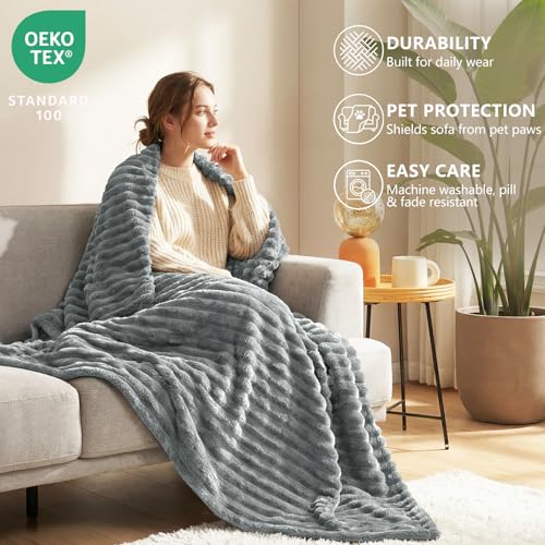 HIMEET Grey Ribbed Throw Blanket for Couch - 300GSM Lightweight Soft Fleece Blanket for Women Men, Cozy Blankets for Mothers Gifts, Striped Spring Home Room Decor, Grey, 50x60 Inches - Image 3