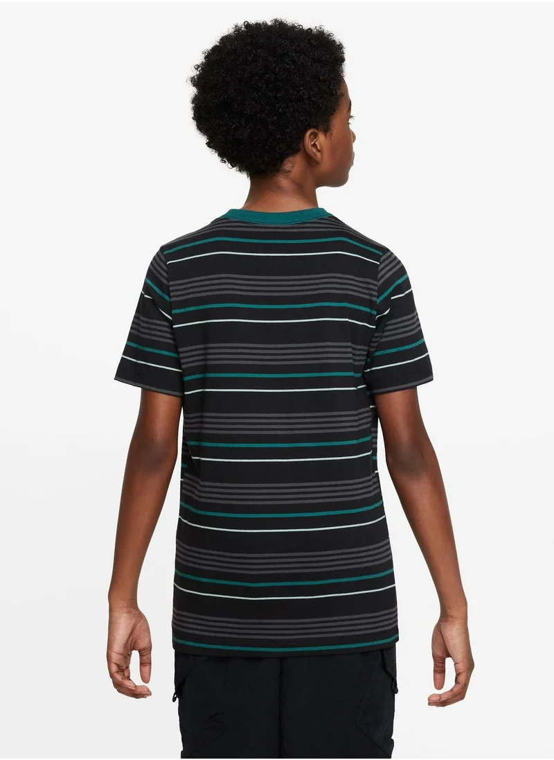Nike Club Stripe T-Shirt