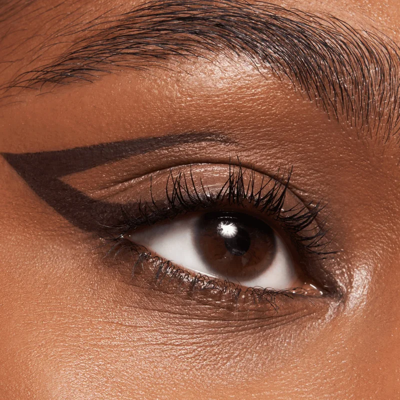 Essence Essence Long-Lasting Eye Pencil 01