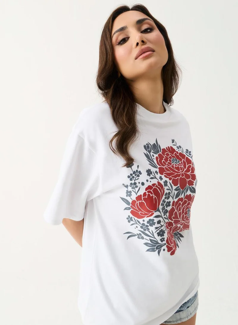 Zigzag Floral Printed Oversized White T-shirt