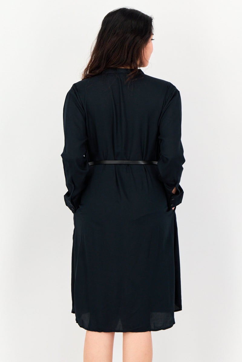 Levi's فستان ميني بسيط بحزام للنساء، أسود - Image 4