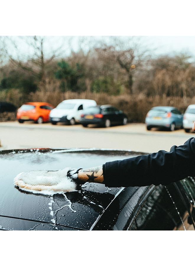 Meguiar's A7301 Luxurious Lamb'S Wool Car Wash Mitt: Soft & Safe - Image 4