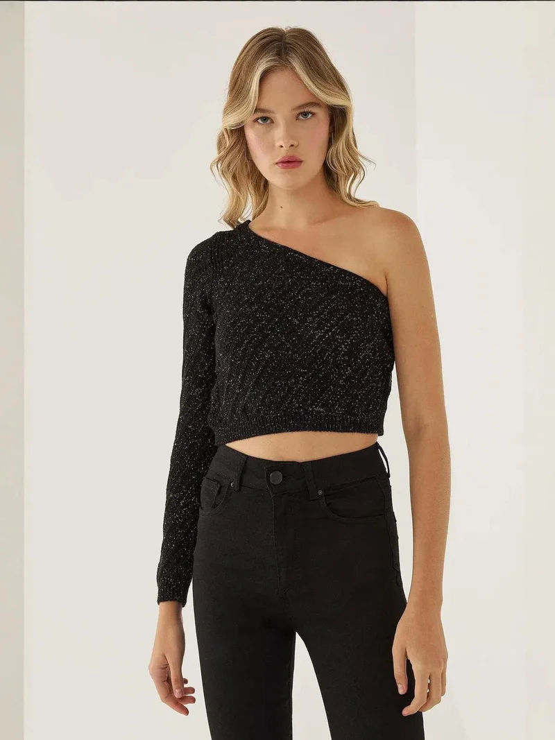 هيكاب بلوزة محبوكة بأكمام واحدة