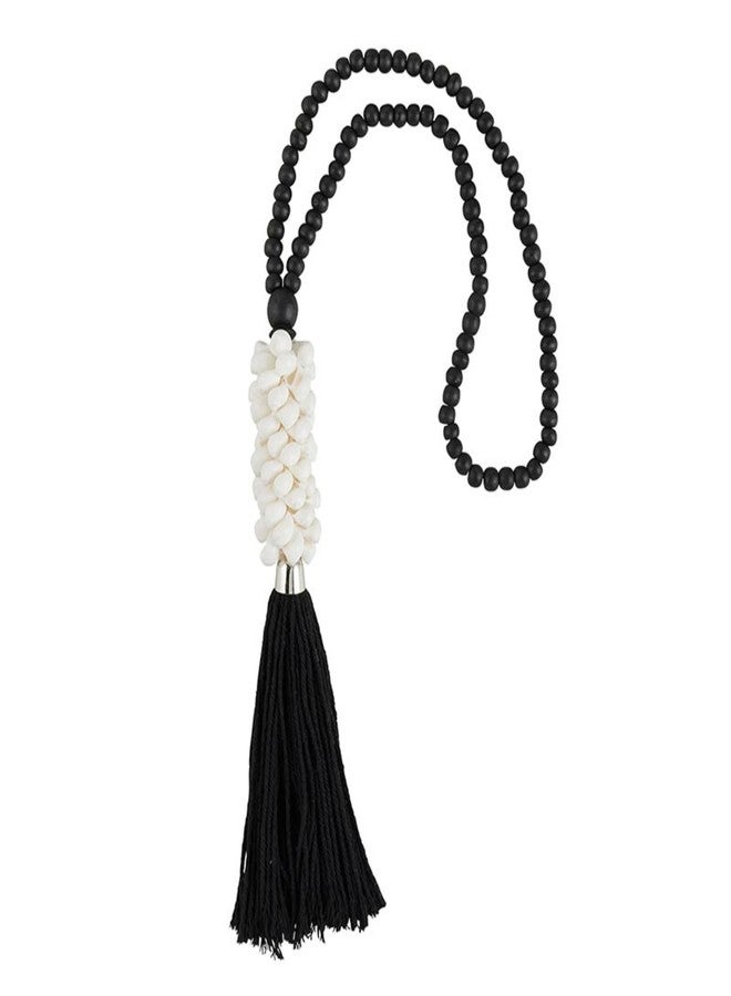 47th & Main Hanging Beach Décor Boho Style Twine Tassels with Shells, 27" Long, Black/White Shells - Image 1
