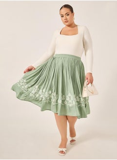 Styli Plus Size Embroidered Gathered Midi Skirt  - Image 1