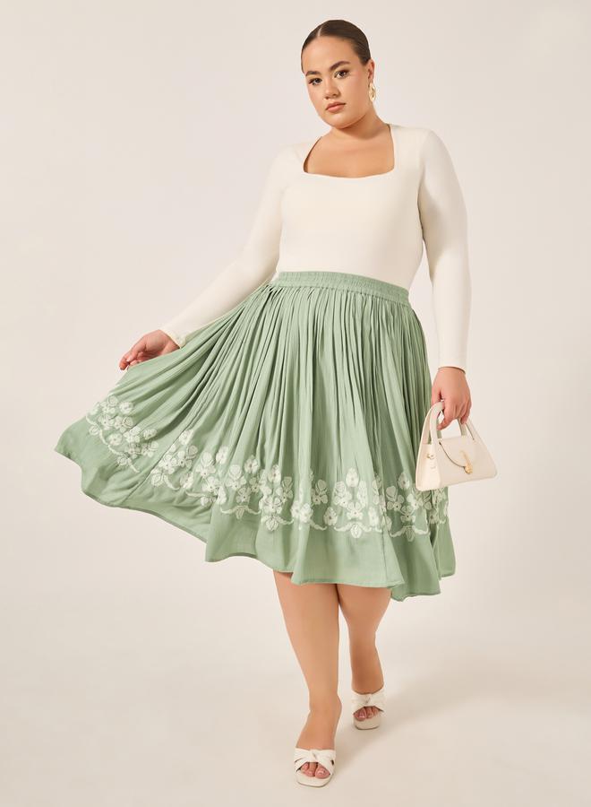 Styli Plus Size Embroidered Gathered Midi Skirt  - Image 1