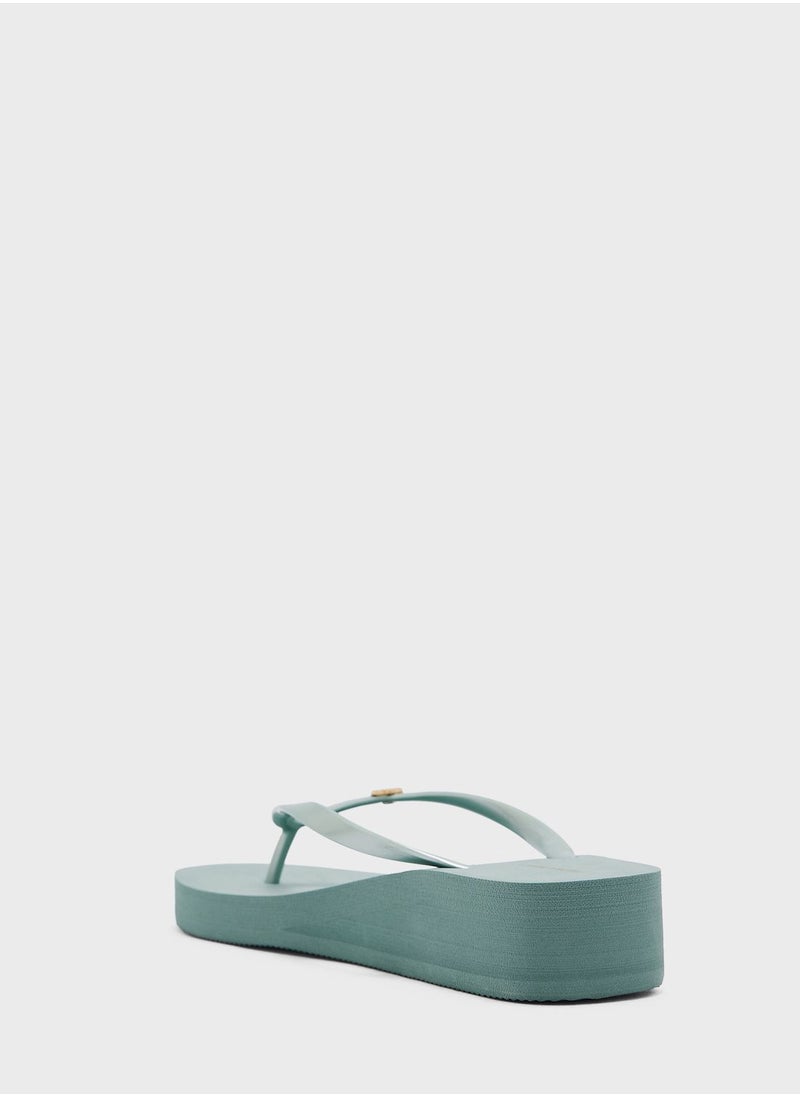 shoexpress - T Bar Flip Flops - Image 1