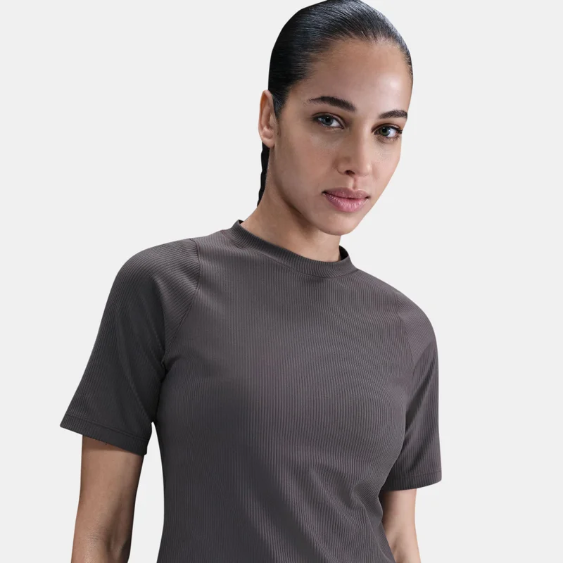 Nike Women's Zenvy Dri-FIT Rib Training Crop Top