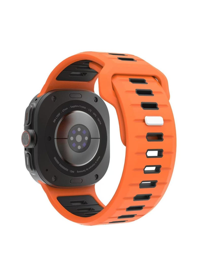 دكينج متوافق مع ساعات Samsung Galaxy Watch Ultra مع حزام سيليكون رياضي مقاوم للماء بلونين بلونين برتقالي / أسود - Image 2