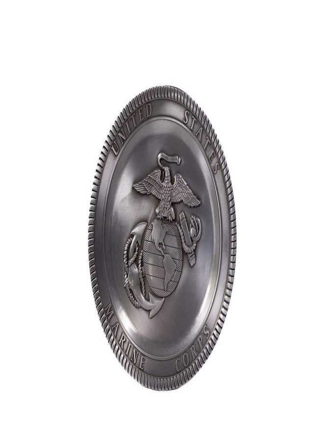 طبق تذكاري من البيوتر مرخص من سلاح مشاة البحرية الأمريكية (USMC)، مطلي بالنيكل المصقول، يحمل شعار USMC مطبوعًا، مزين بحامل عرض، مناسب للاستخدام المنزلي | 5.5 × 5.5 × 0.25 بوصة - Image 3