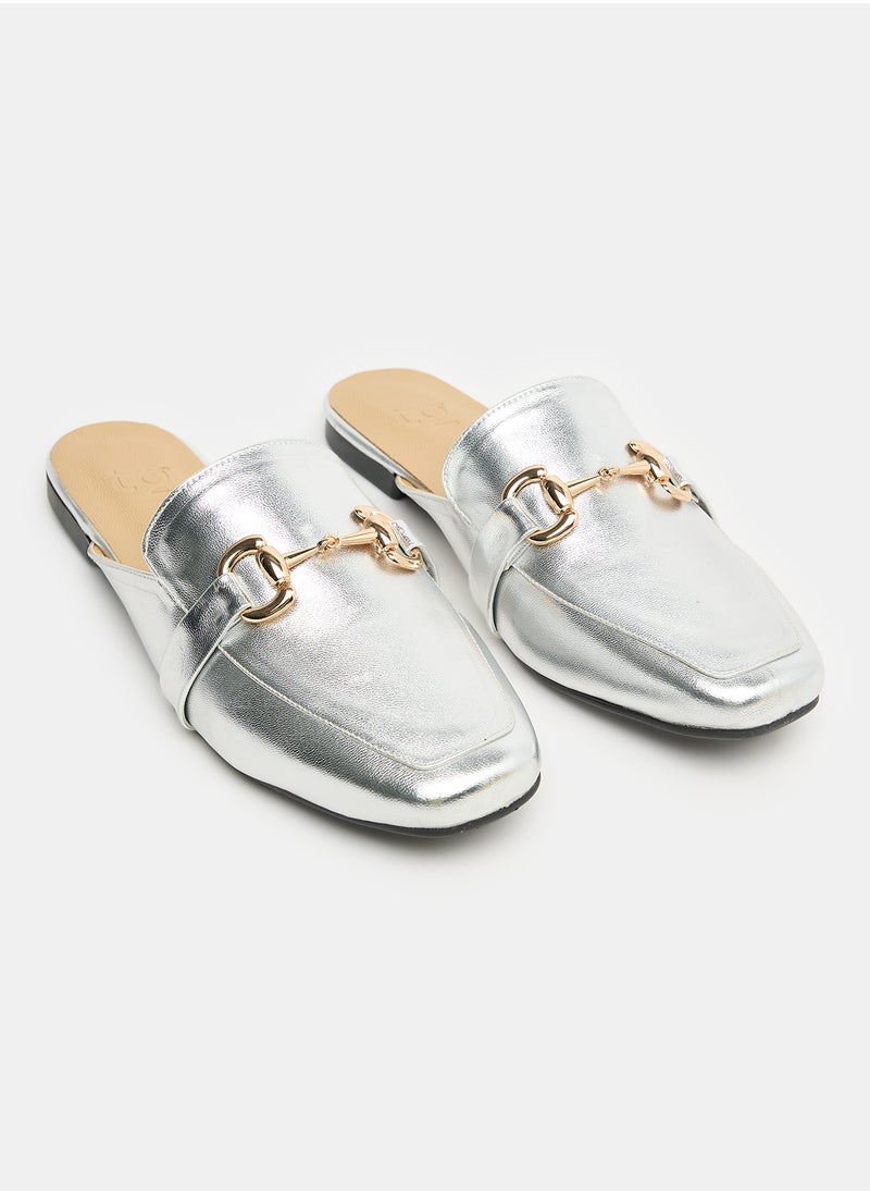 TGS - Mania Mules Metallic - Image 1