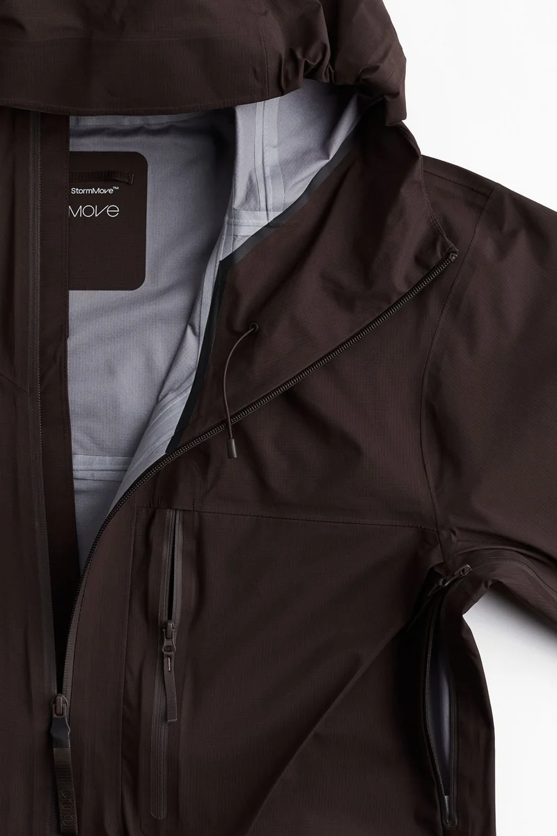 H&M Regular Fit Lightweight shell jacket in StormMove™