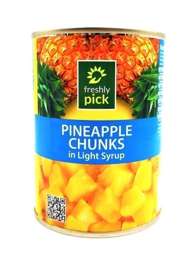 freshly pick Pineapple Chunks In Light Syrup, Thailand 