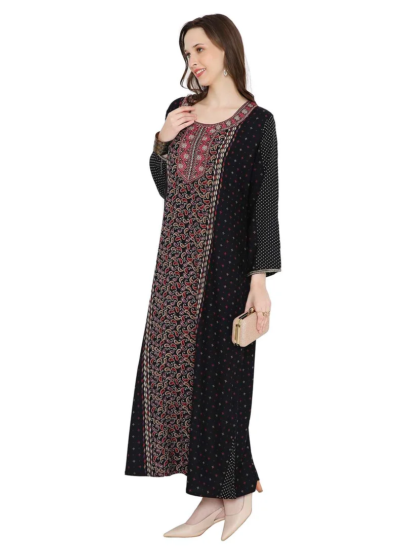 هانا آند سارا ELEGANT FLORAL PRINTED WITH STONE WORK FARASHA JALABIYA WITH UNIQUE THREAD EMBROIDERY