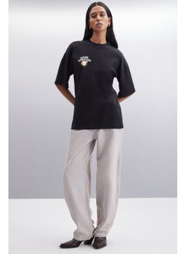 GRIMELANGE Enya Women's Printed Detail Oversize Fit Loose Cut Crew Neck 100% Organic Cotton Black T-shirt  - Image 3