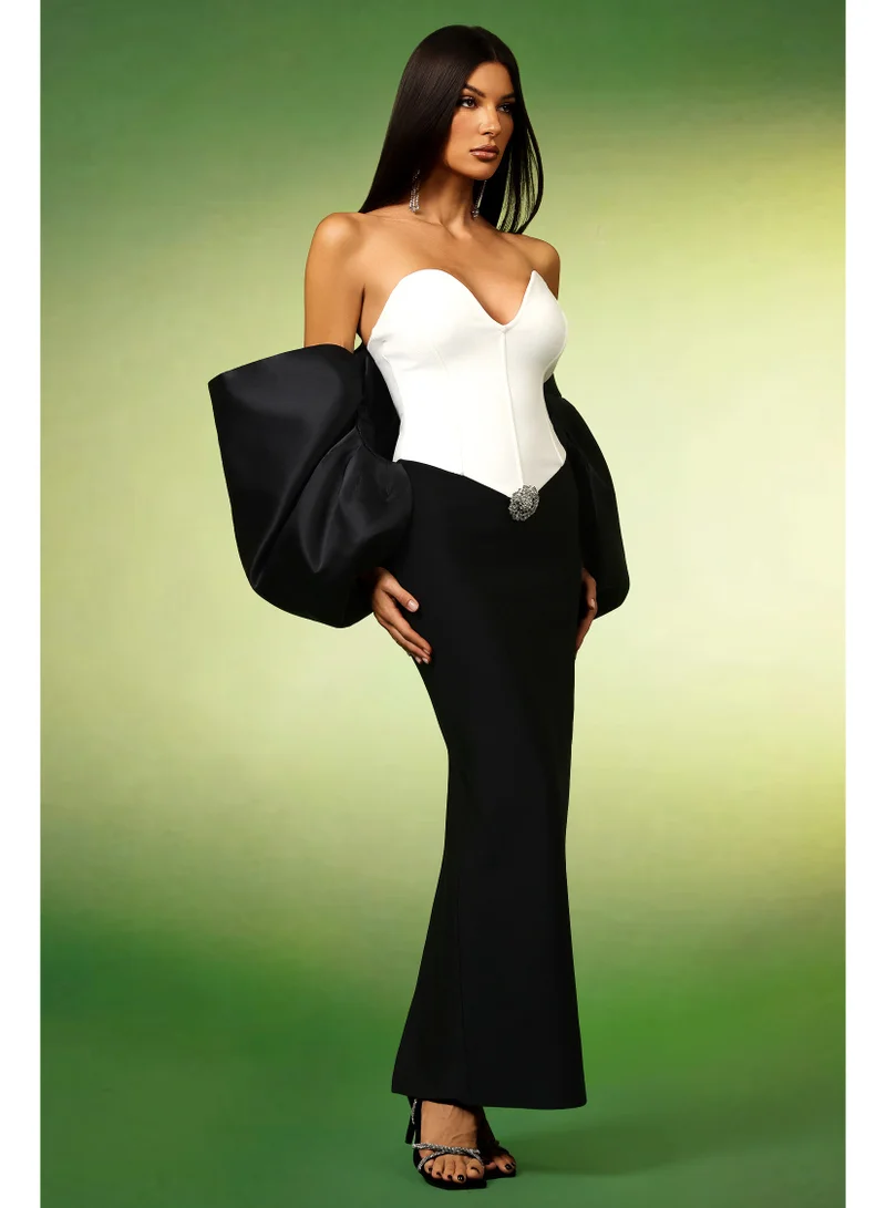 بيلا بارنيت فستان فابيولا ماكسي بدون أكمام مع ربطة عنق