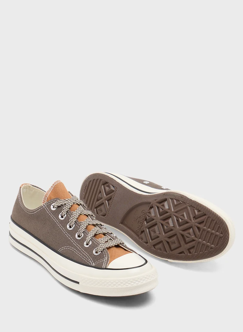 كونفرس Chuck70