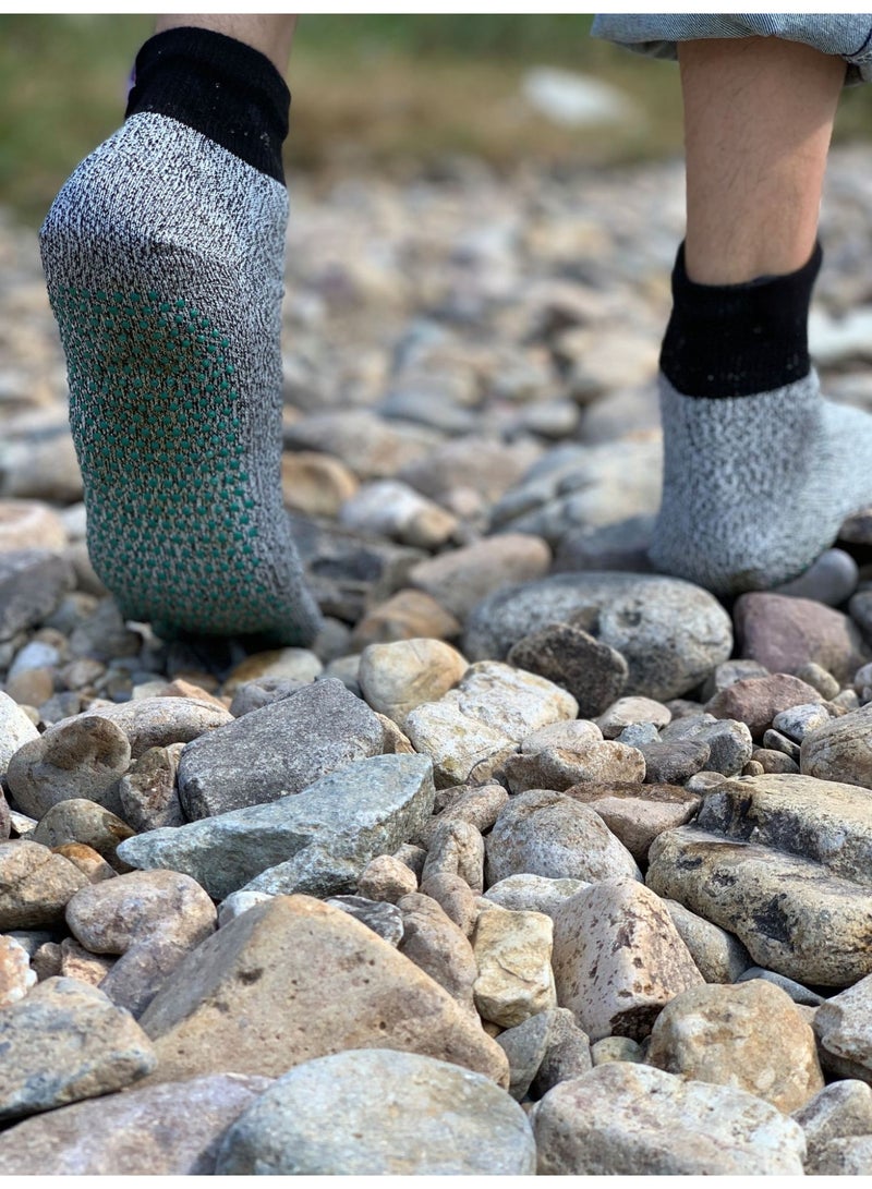 Level 5 Cut-Resistant Socks, Outdoor Protective Five-Toe Socks, Beach Anti-Slip Socks with Adhesive（One size）  - Image 4