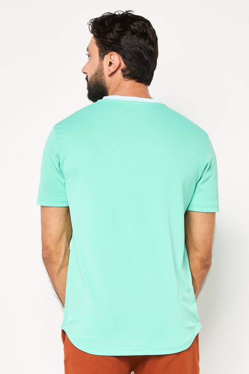 Champion تي شيرت رياضي للرجال بأكمام قصيرة مناسب في الهواء الطلق، أخضر - Image 4