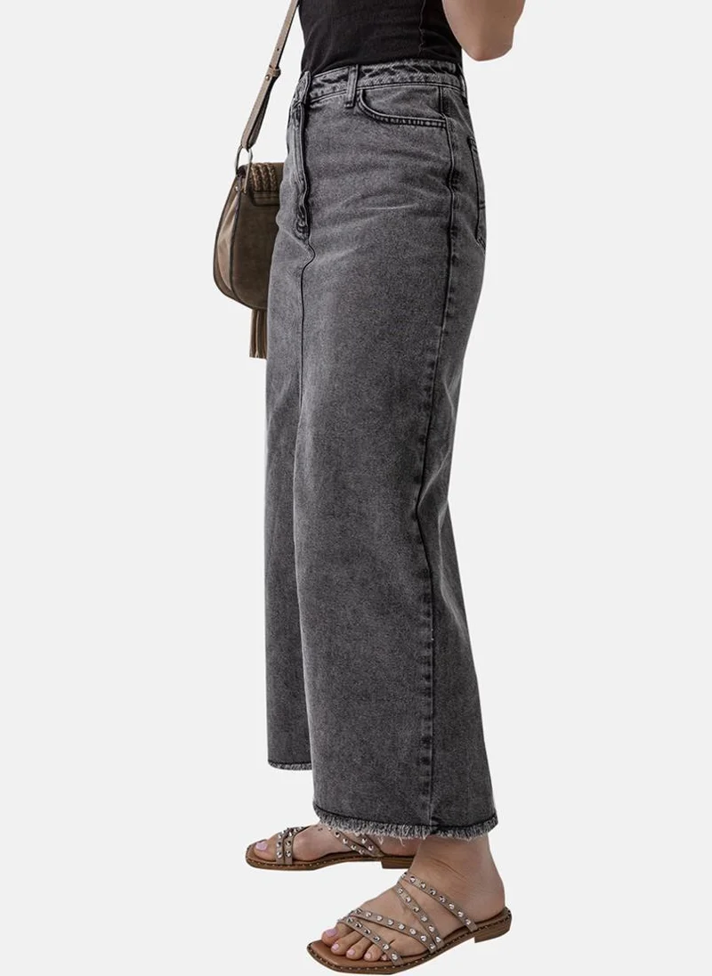 YUNIQEE Grey Midi Skirt With Slit