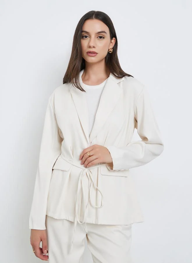 ستايلي طقم بليزر وبنطال كاجوال