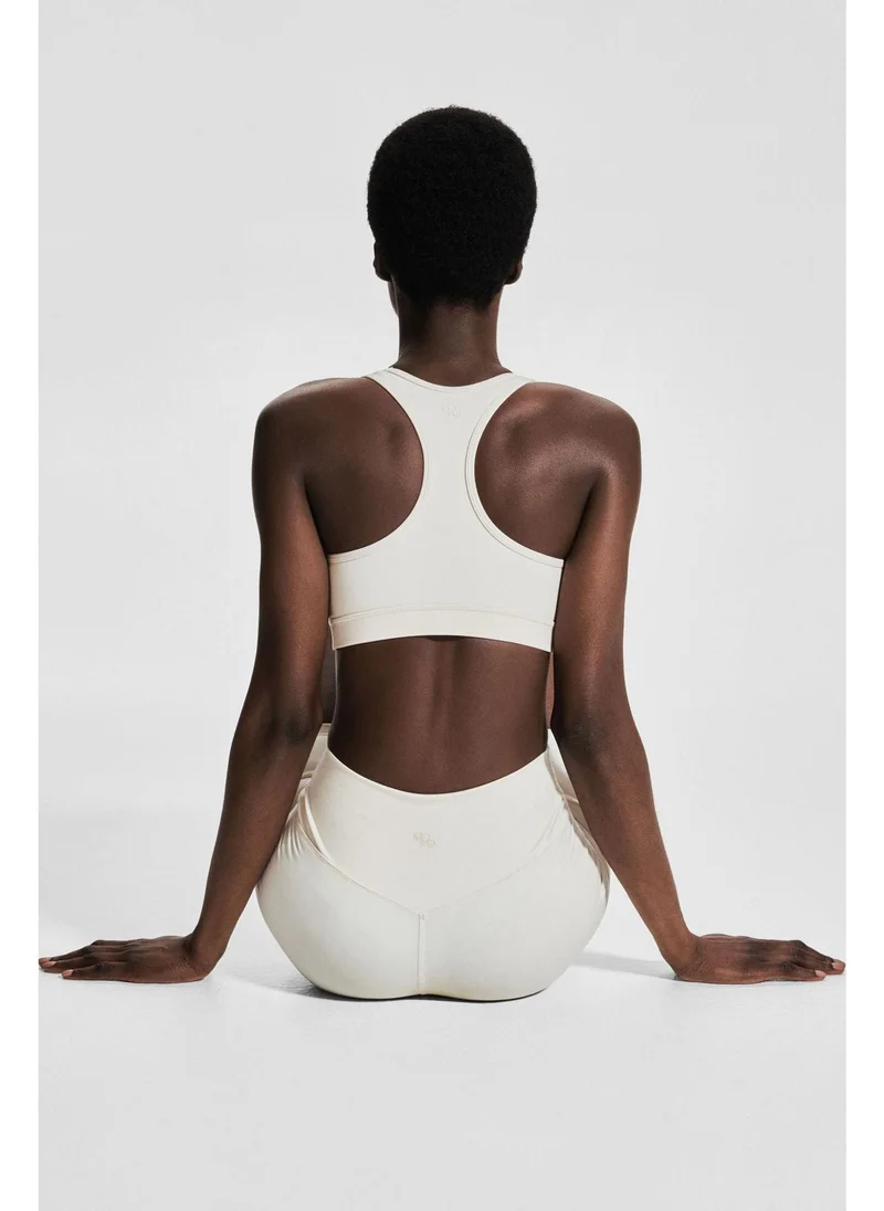 H&M Medium Support Sports bra with SoftMove™