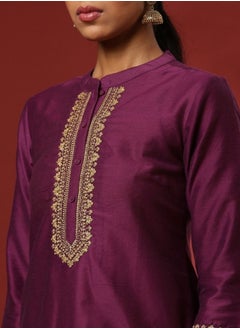 straight embroidered kurta- violet - pzsku/Z9758EBE2F8213F912E8FZ/45/_/1740146321/00321687-1681-45c8-bcc9-3ffba67d7e7e