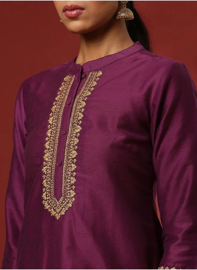 أبهشتي straight embroidered kurta- violet