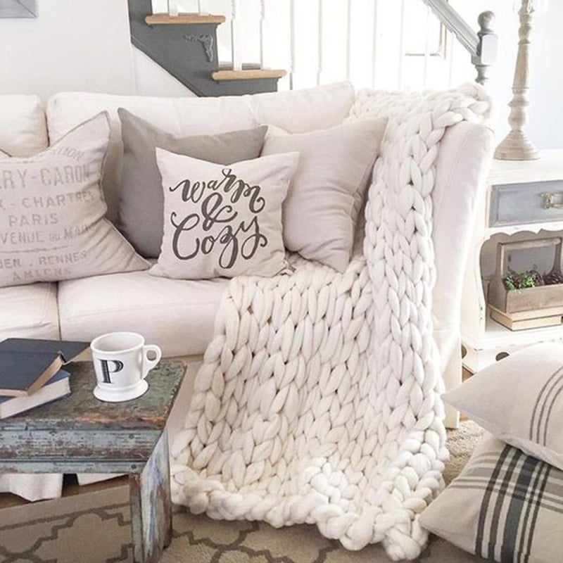 Cozy Blanket Chunky Knit Purple 2: Warm-Retentive Woven Throw - Stylish Decor Piece for Home Sofa Bed - Image 4