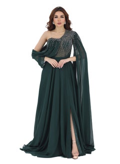 Classic chiffon evening dress with luxurious hand embroidery with one long sleeve and the other sleeve wrapped around the other hand, in a modern and elegant design with a slit at the bottom of the dr