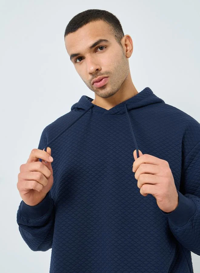 Styli Men Navy Textured Oversized Hoodie