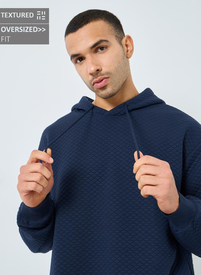 Styli Men Navy Textured Oversized Hoodie - Image 3