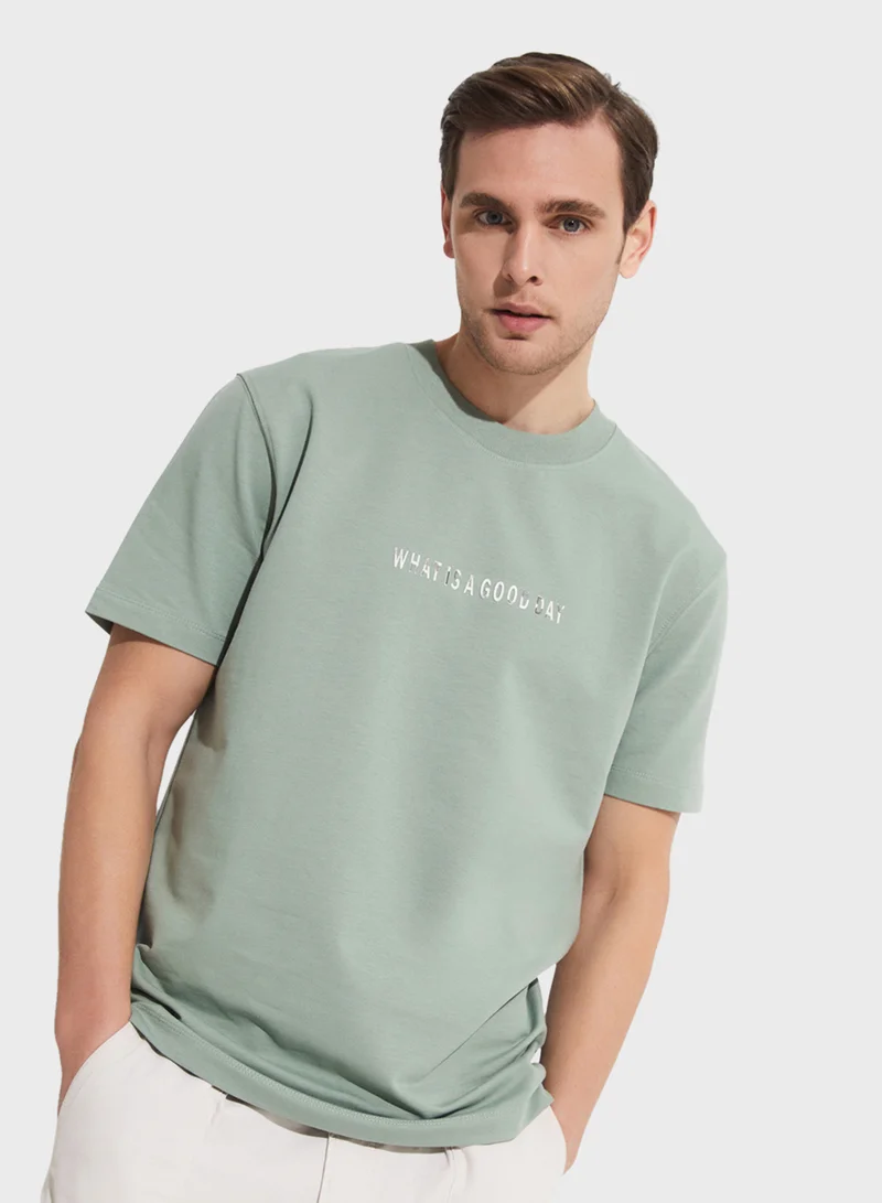JUNE Printed Crew Neck T-Shirt