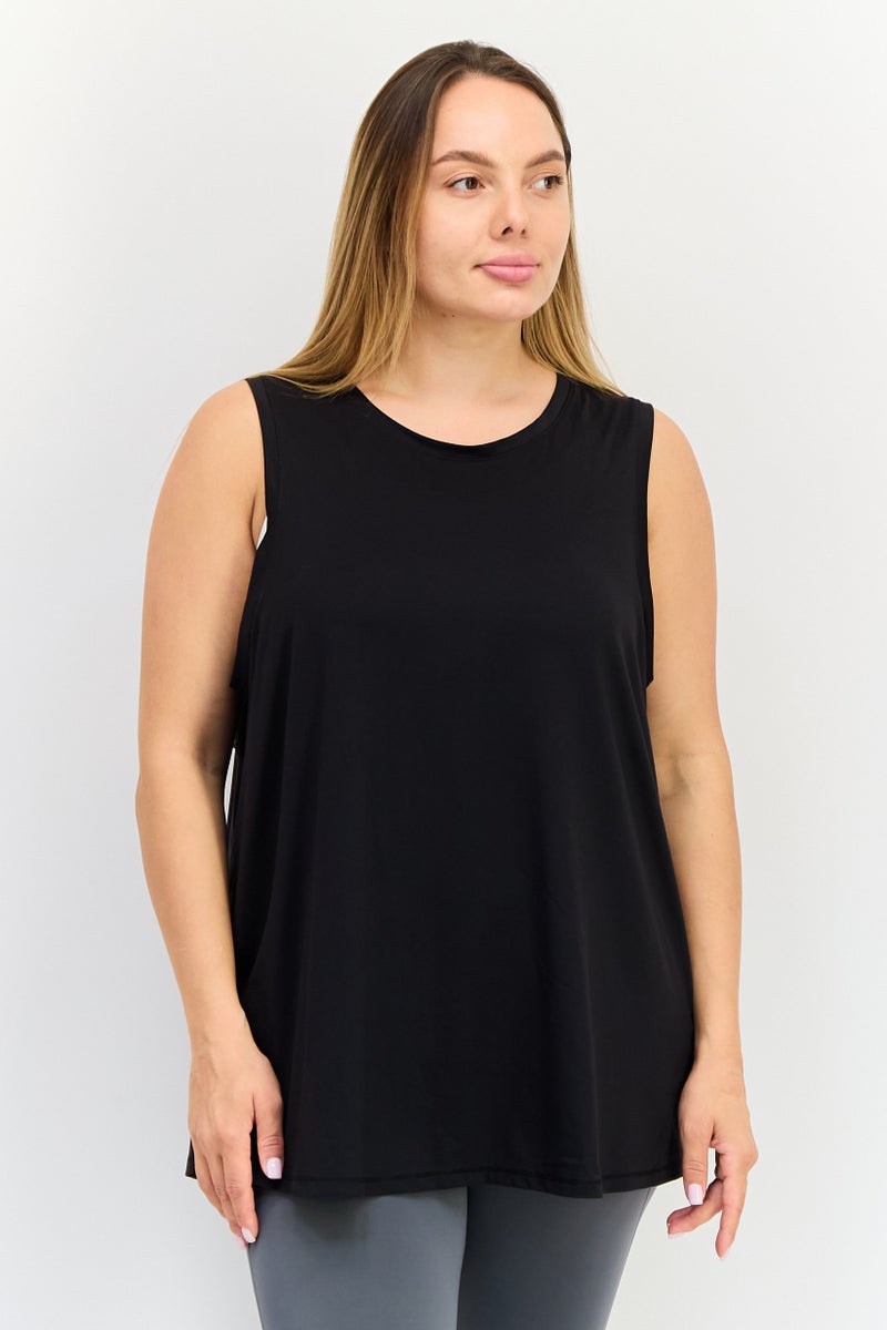 PUMA بلوزة خارجية بدون أكمام للنساء الحوامل بشعار العلامة التجارية، سوداء - Image 1