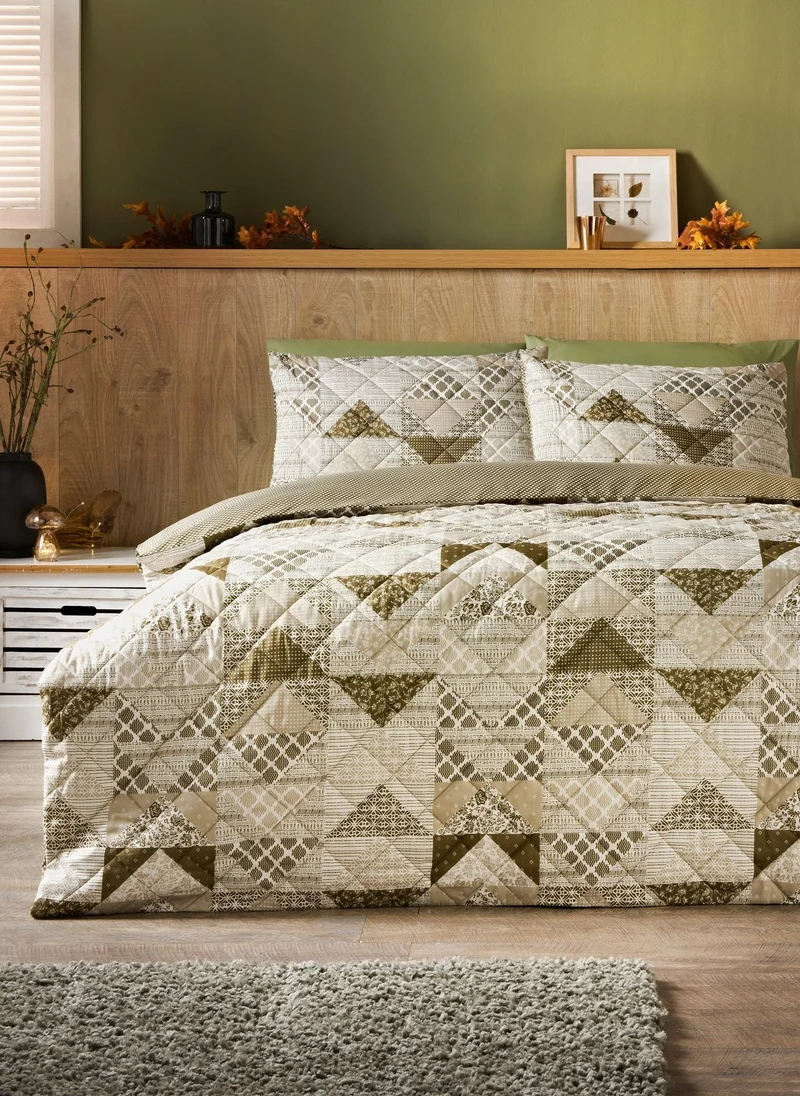 Matalan Green Patch Quilted Duvet Set