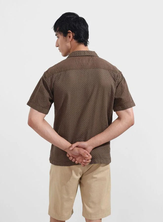 The Indian Garage Co Men Relaxed Fit Geometric Printed Cuban Collar Half Sleeves Shirt