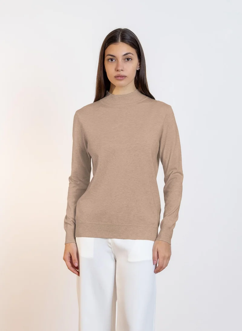 SHAPES HIGH NECK KNITTED TOP