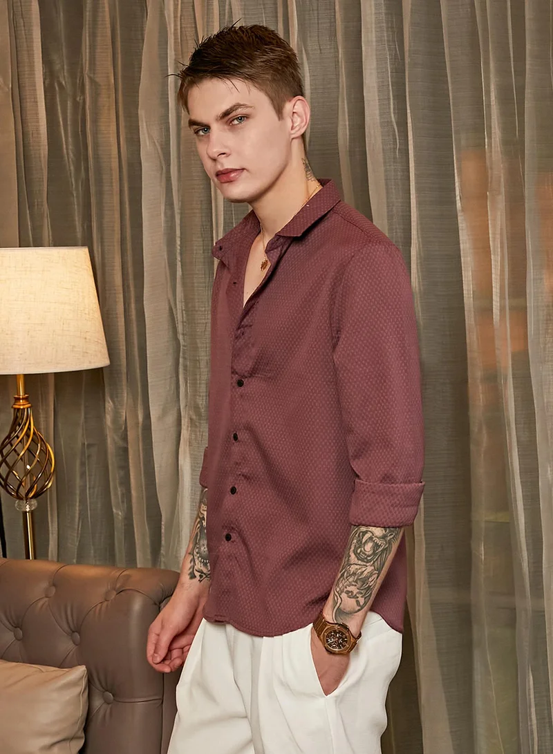 Campus Sutra Men's Wine Red Motif -Tactile Shirt